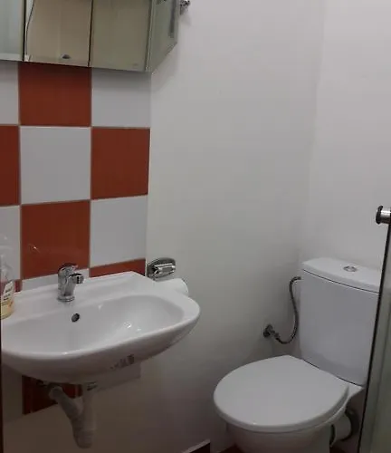 Casa de hóspedes Dora 3*